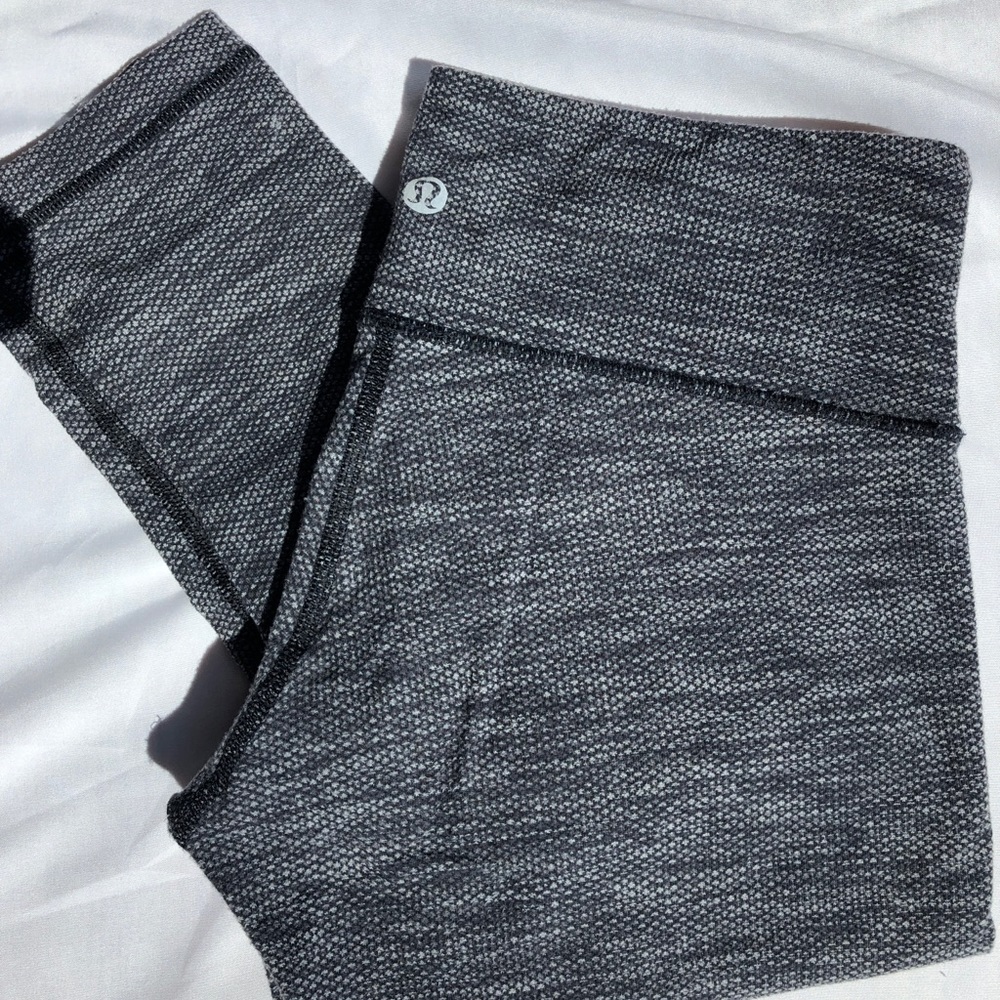 Lululemon Wunder Under leggings
